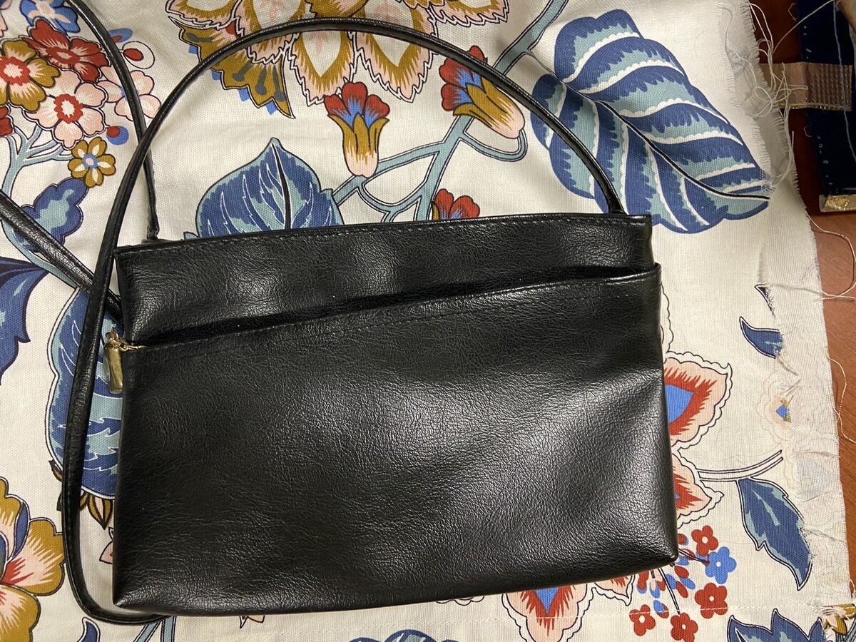 Vintage Square Black Purse Three Stars Brand 90s 2000s GVC. Vintage Square Black Purse Three Stars Brand 90s 2000s GVC.