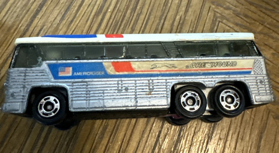 Лот из 3 транспортных средств Tomy Tomica F49 автобус Greyhound 1979 3 дюйма сделано в Японии винтажный - Изображение 3 из 4