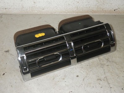 Lüftungsgitter Armaturenbrett mitte 8391179 BMW 5 (E39) 520I
