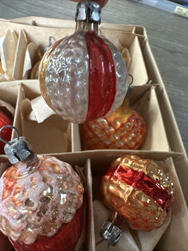 9 Adornos de Navidad de árbol de plumas de diamante en relieve de vidrio de colección bellota superior - Imagen 6 de 15