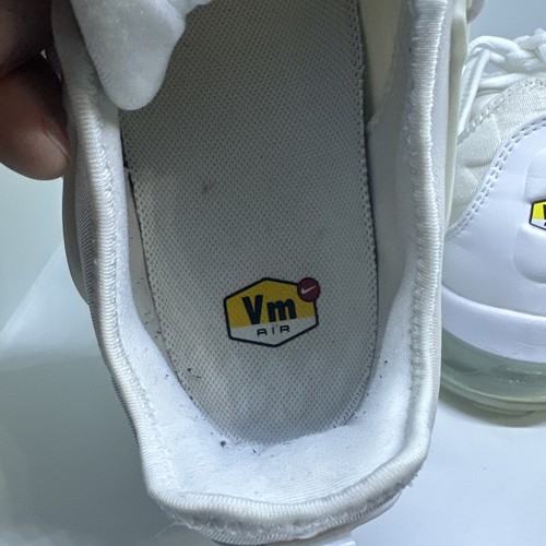 Nike Air VaporMax Plus Blanco - Talla UK9 Preloved - Imagen 10 de 11