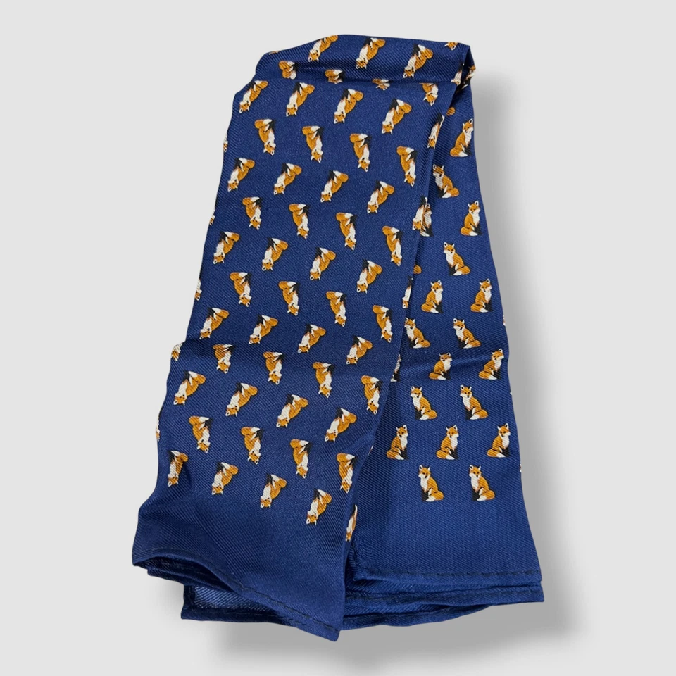 Tommy Hilfiger Men's Blue Fox Print Silk Pocket Square - Image 2 of 2