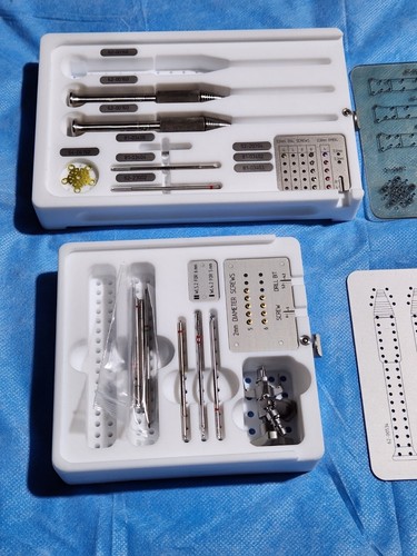 STRYKER Leibinger rahmenloses Leitsystem & Schädelmontiert Tracker Kit - Bild 8 von 10