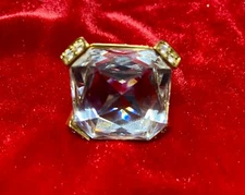 Judith Leiber gold tone cubic zirconia stone, crystals Ring Or Scarf Ring EUC