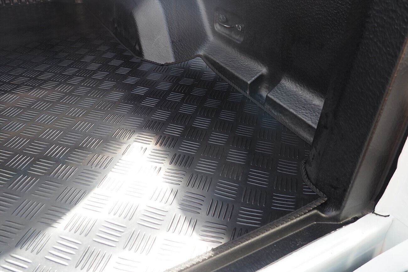 Fits Ford Ranger Rubber Boot mat Rubber non Slip Bed Mat 2019+ T8