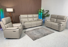 Torino Cream leather Sofa 3 and 2 Seater and Armchair Power Recliner With USB
