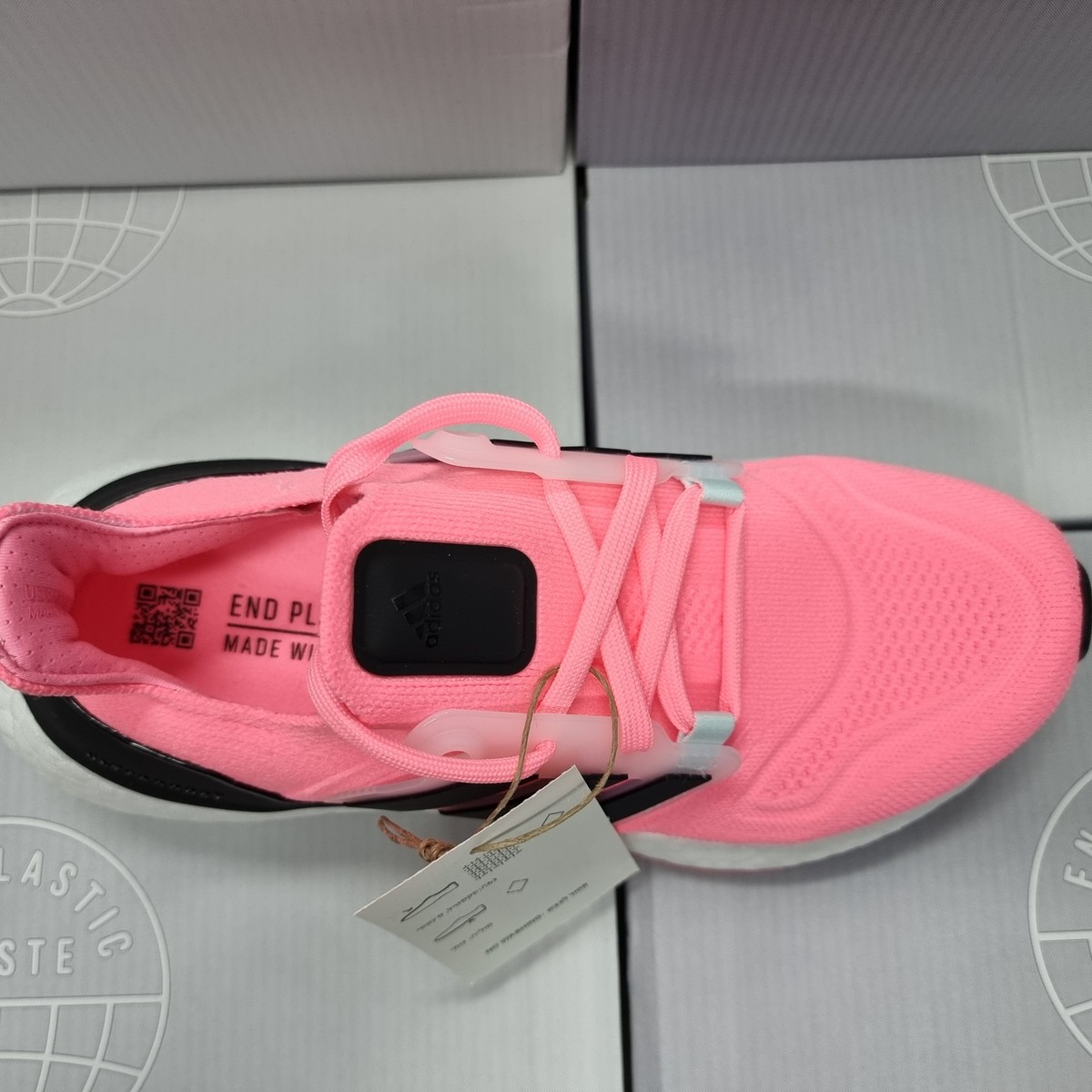 NEW Adidas ULTRABOOST 22 FTW GX6659 Women's Running Shoes | eBay