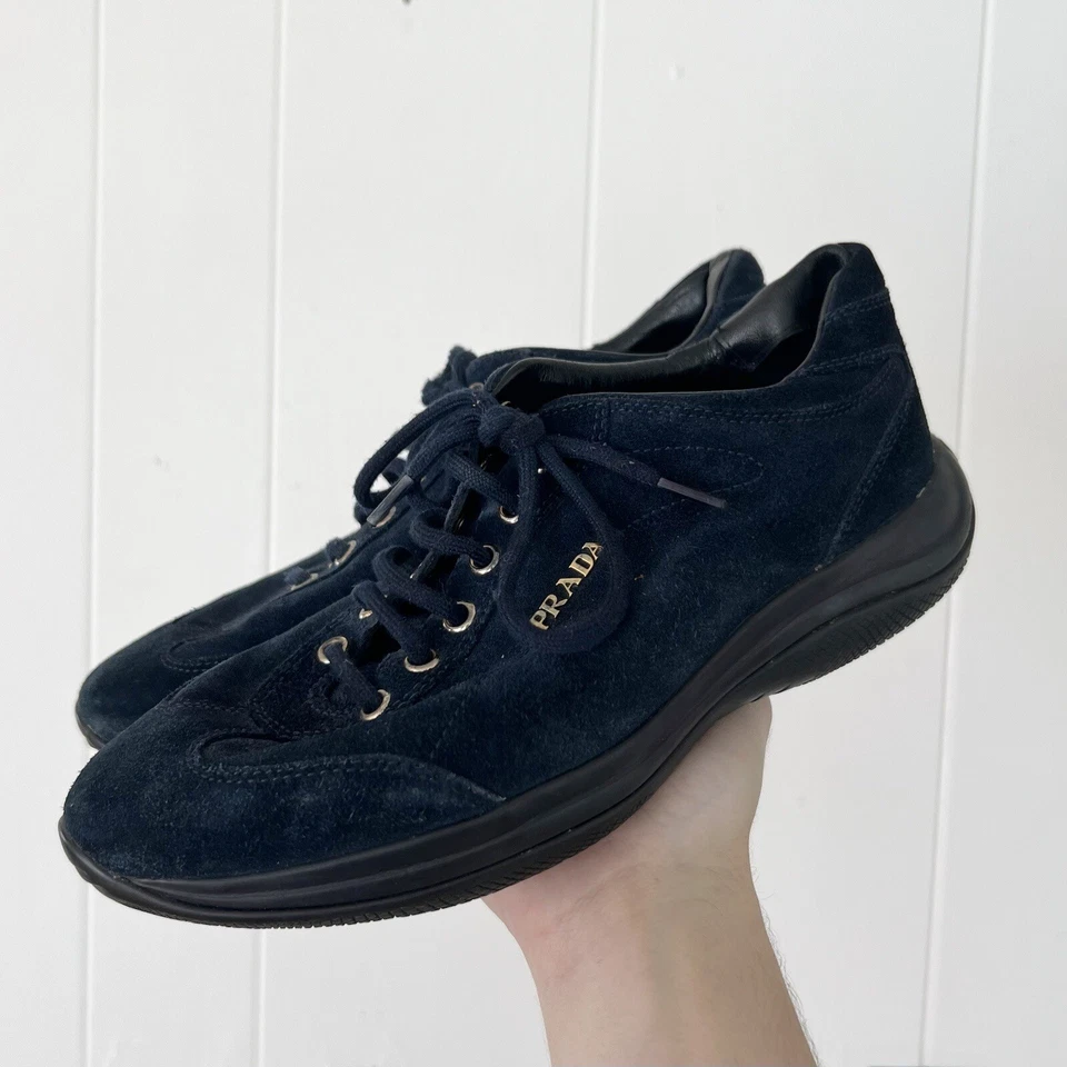 Zapatilla Prada Cuero Gamuza Azul Marino Dorado Logo Talla 36/6 Foto 2 de 4