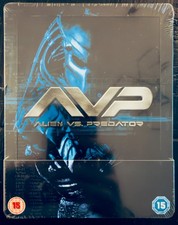 Alien vs. Predator (2004) Blu-ray STEELBOOK from UK 🇬🇧 ZAVVI 🇬🇧 Region B