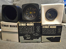 Three Vintage Stewart Warner Stage 3 Series. Tachometervoltmeterhousing