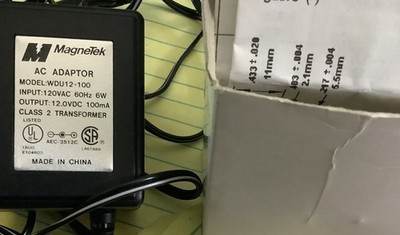 Magnetek AC Adapter WDFU12-100 Wall Plug-In -120VAC 60Hz 6W -12.0VDC Class 2