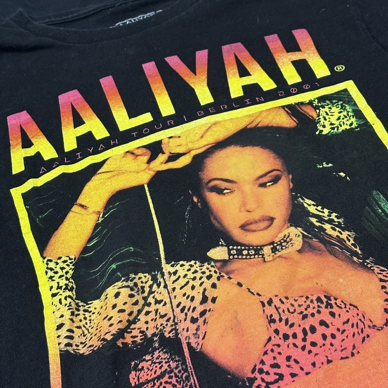 Aaliyah Tour Berlin 2001 Shirt Men’s Size XS  small band tee t-shirt vintage 