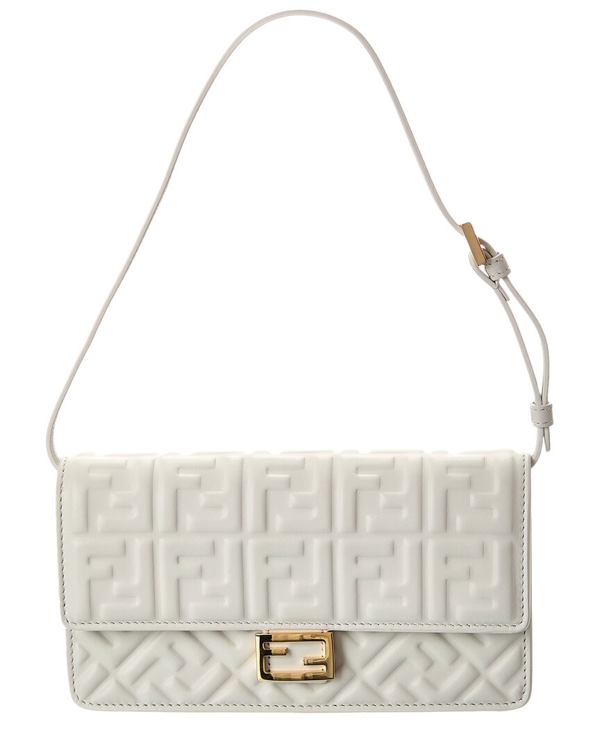 Кожаный кошелек Fendi Baguette Ff на цепочке Женский Белый 248990₽