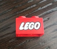 LEGO Legoland Red 1x2 Brick LEGO Logo Closed O Style 3004pb007 Vintage RED