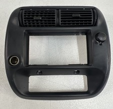 95-04 Ford Explorer Ranger Mountaineer Dash Trim Radio Bezel Wvents Oem 95-04 Ford Explorer Ranger Mountaineer Dash Trim Radio Bezel Wvents Oem
