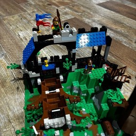 LEGO System Castle Dark Forest Fortress 6079 In 1996 Used Retired As Is P2