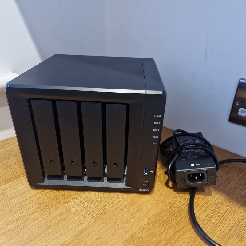 Synology DS918+ 4-Bay NAS DiskStation With PSU upgraded to 8GB RAM