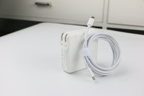 96W USB C Type C Power Adapter For Apple MacBook Pro /Air 13"-16" - Picture 3 of 7