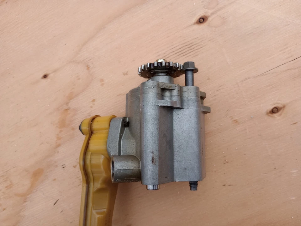 2012-2017 Ford Focus HB OEM 2.0L Engine Oil Pump Non Turbo - Image 3 of 4