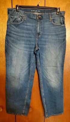 Old Navy Men s 42 X 30 Loose Fit Built-In Flex Jeans
