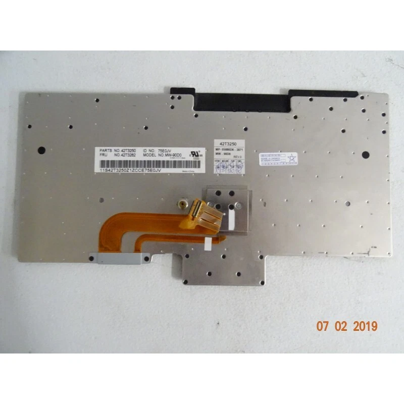 Lenovo 42T3250 Keyboard T400 Qwertz German Eojv (IB1) - Image 2 of 2