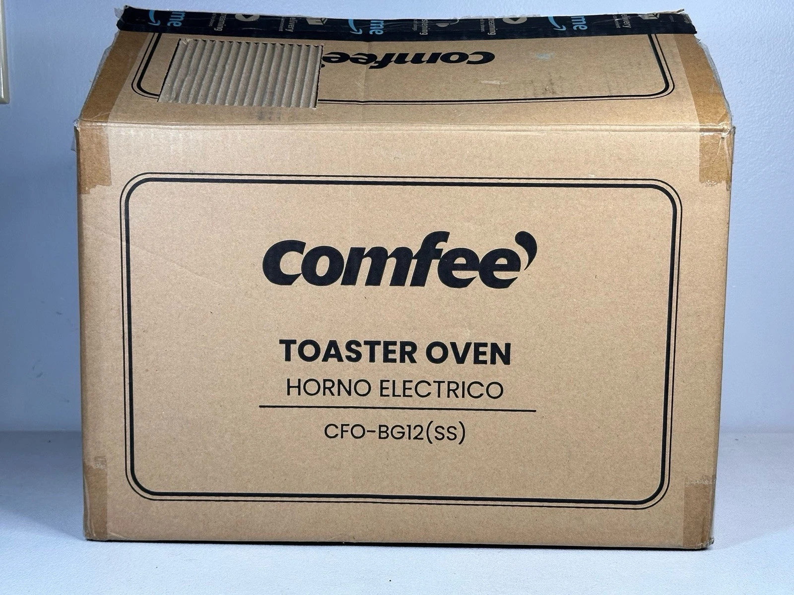 Comfee Toaster Oven, 4 Slice, 12L, Multi-function Stainless Steel (CFO-BG12SS)
Opens in a new window