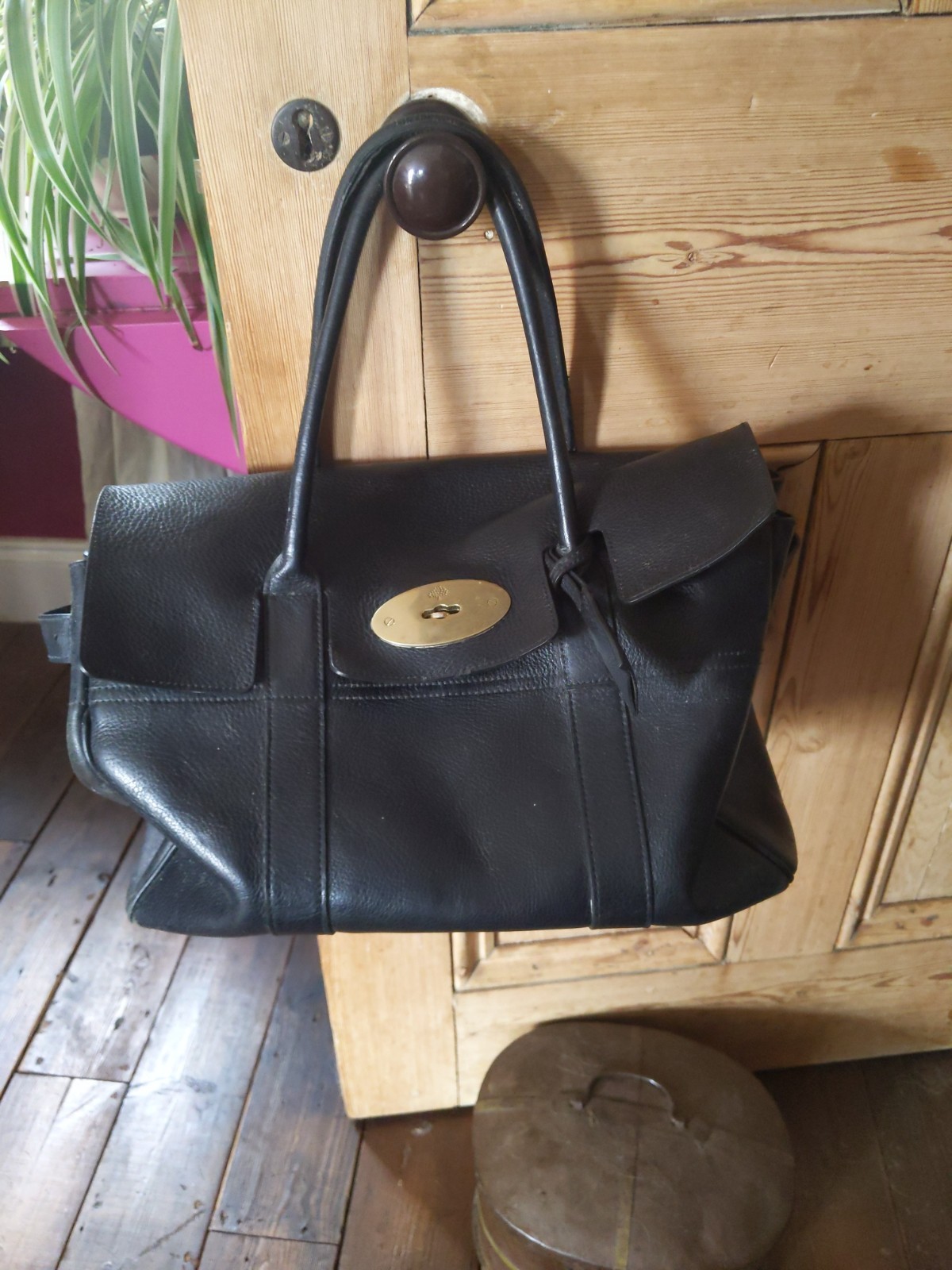 mulberry bag bayswater shoulder black. LoveIy.greacondition, little used.padlock