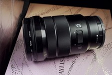 Sony E PZ 18-105mm f/4 G OSS Zoom Lens + Square Hood