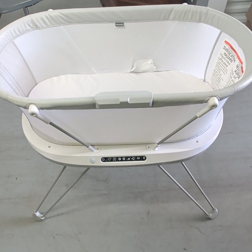 Fisher-Price Bassinet Bedside Sleeper Breathable Mesh Side White/Gray