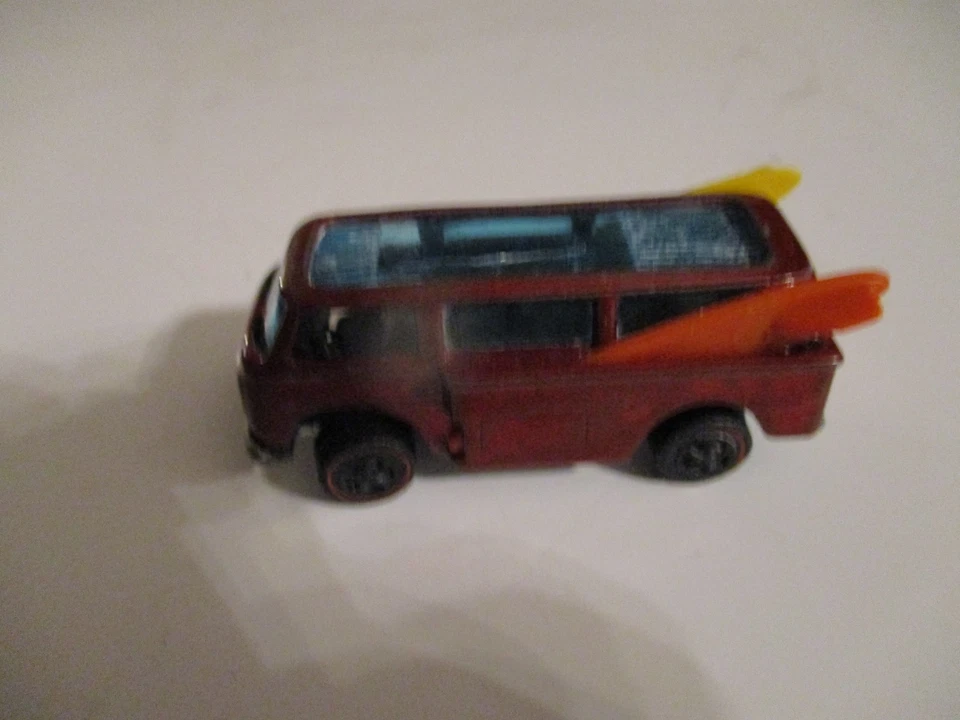 Hot Wheels Redline VW Beach Bomb vermelho na cor usado - Imagem 4 de 4