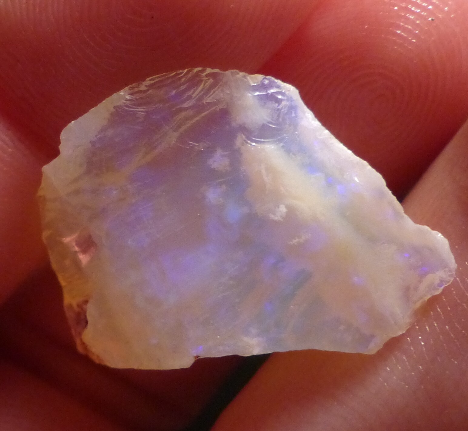 Opale brute de Coober Pedy idéale pour la création de bijoux