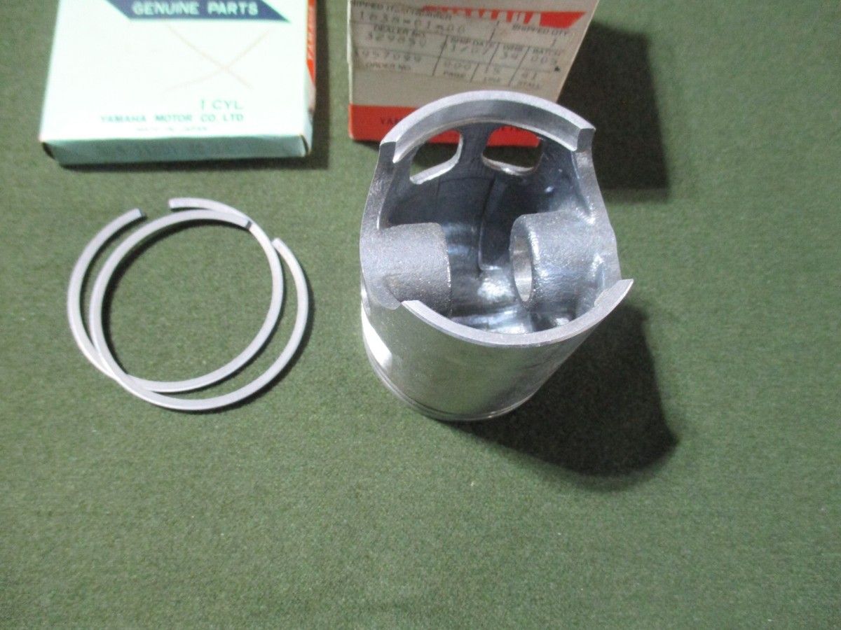 YAMAHA RS100 C 1976 PISTON & RINGS SET 4TH O/S 463-11638-01