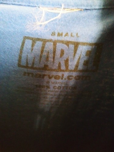 Captain America Shield T-Shirt Men's Small - Picture 2 of 3