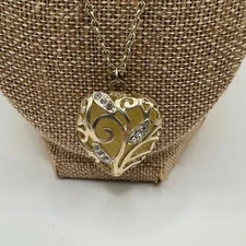Glow In The Dark Heart Pendant Adjustable Silver Tone Chain Necklace