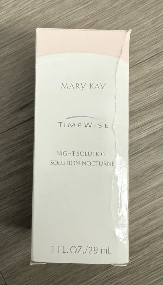 Solución nocturna Mary Kay TimeWise para todo tipo de piel 1 fl oz / 29 ml nueva en caja Foto 3 de 4