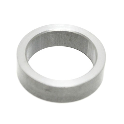 YAMAHA OEM FRONT WHEEL BEARING SPACER BIG BEAR, KODIAK, WOLVERINE 90560