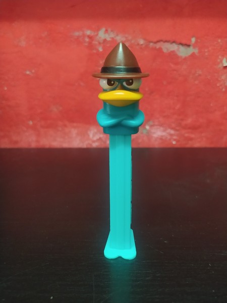 PEZ DISPENSER - PHINEAS AND FERB DISNEY - PERRY PLATYPUS