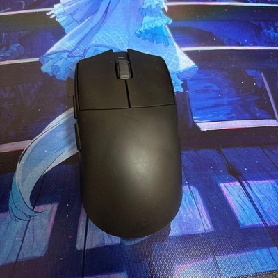 HITSCAN HITscan Hyper Light Schwarz Kabellose Gaming Maus Gebraucht