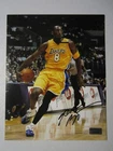 Kobe Bryant Signed 8x10 Photo With COA autograph