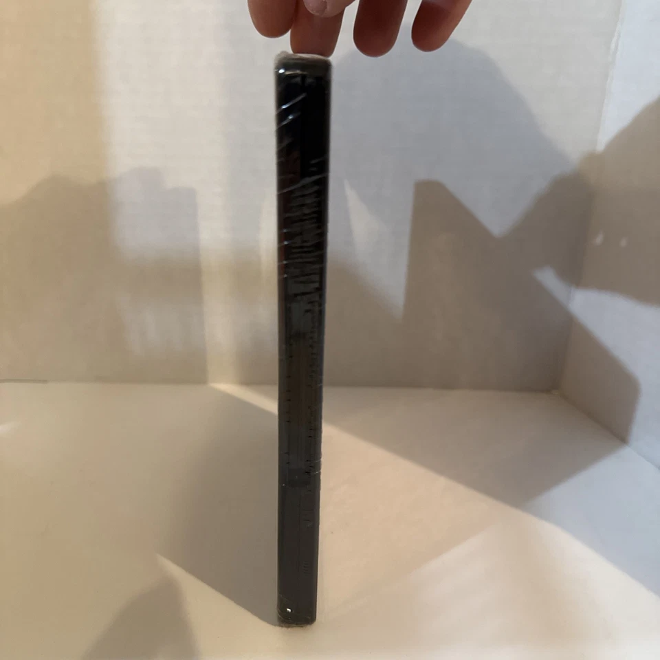 Trigun Vol. 1 - The $60,000,000,000 Man DVD - New/Sealed - Image 4 of 4