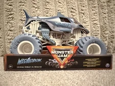 Monster Jam Megalodon 1:24 Scale Die-Cast Truck Spin Master for kids 3 +
