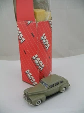 Western Models WMS 101: 1940 Nash Ambassador 8, Light Brown, MIB