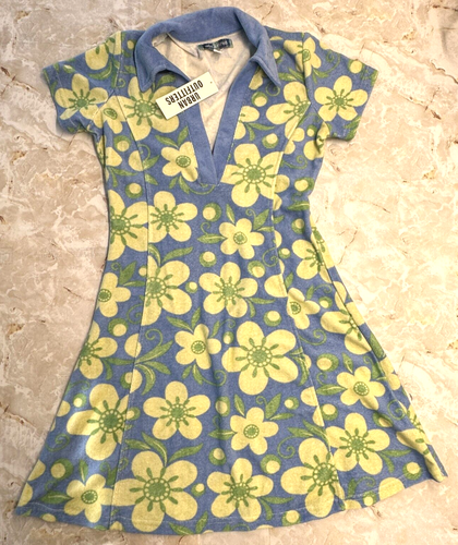 ¡Nuevo!  Urban Outfitters Cuello Toalla Polo Vestido Tirador Manga Corta M - Imagen 1 de 7