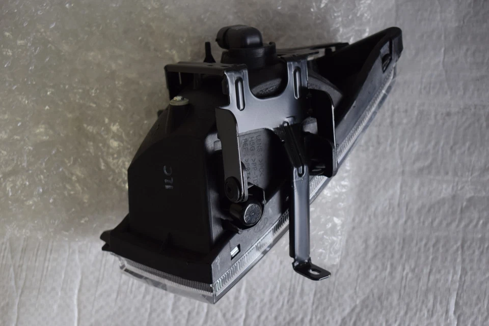 HYUNDAI SONATA 2006 2007 2008 LADO IZQUIERDO LUZ ANTINIEBLA IZQUIERDA OEM de fábrica Foto 4 de 4