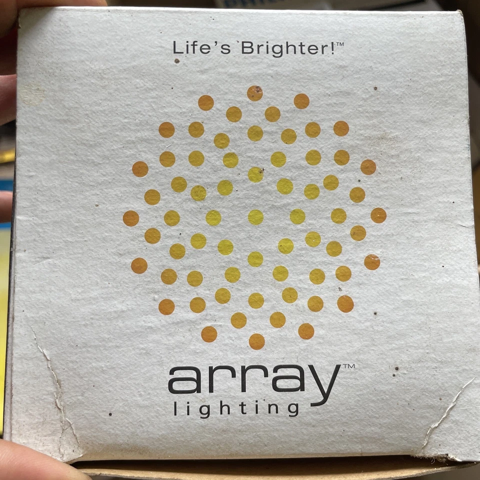 Array PAR38. Dimmable. LED Flood Light Bulb - 2700k 18W. MED-E26 Base - Image 4 of 4