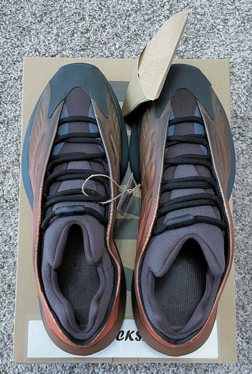 adidas gazelle silver green womens adidas Yeezy 700 V3 Copper Fade