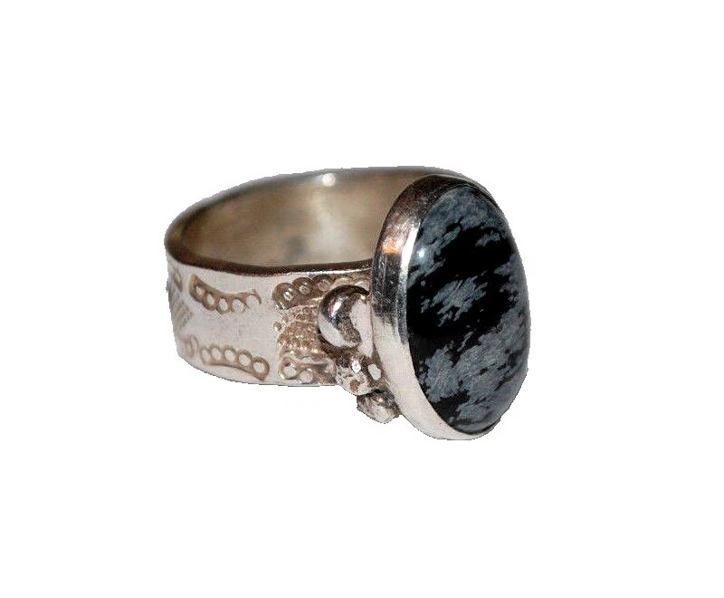 Obsidian anillos hechos a mano