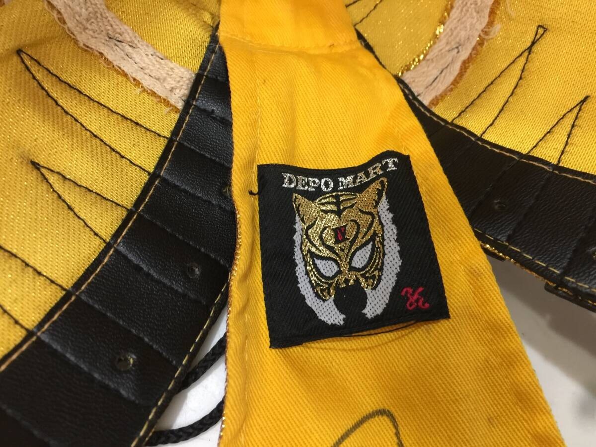 The first Tiger Mask, Satoru Sayama, autographed mask, masked