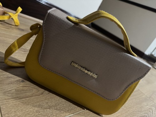 Girls Children Yellow & silver satchel side postman bag with one Pockets new - Picture 2 of 5