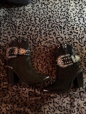 Dolls Kill Women’s Black Studded Buckle Pointed Toe Ankle Bootie Zip 7